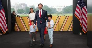 16683977470306845052